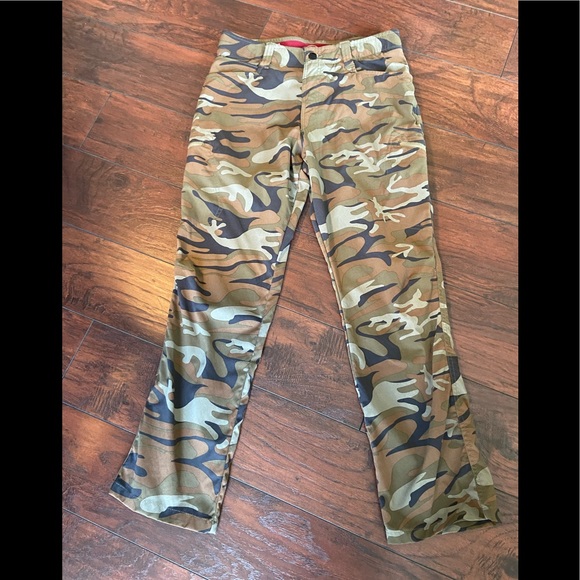 Wrangler Other - WRANGLER Camo Cargo Pants size 32x30
